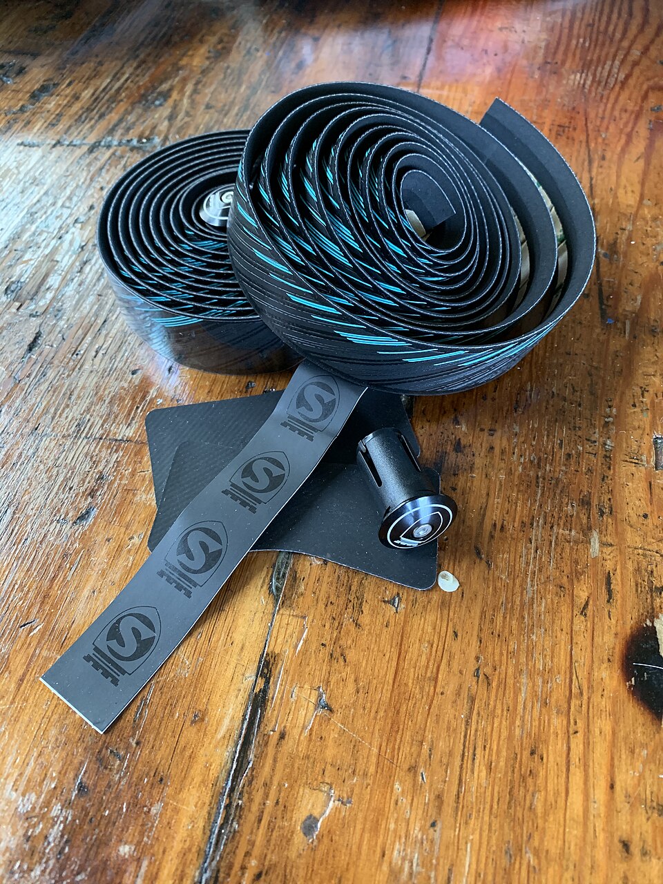 Illustration: Best Road Bike Handlebar Tape Materials Compared Illustration: Best Road Bike Handlebar Tape Materials Compared