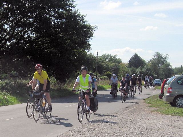 Illustration: Community Resources for Finding Cycling Groups Illustration: Community Resources for Finding Cycling Groups