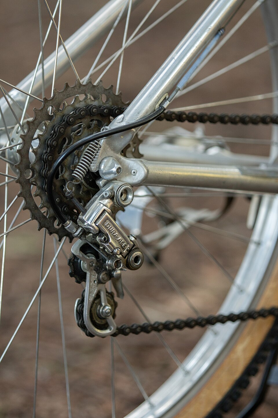 Illustration: Road Bike Gearing Configurations Explained