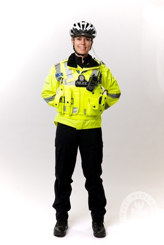 Illustration: Top Recommended Brands for Women's Cycling Apparel