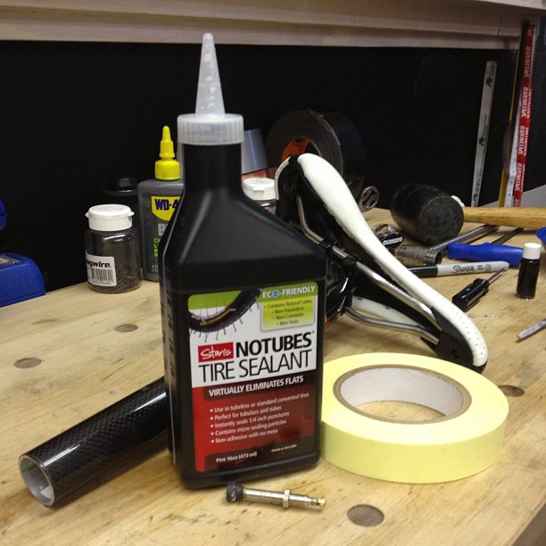Illustration: What Makes a Great Road Bike Tubeless Sealant?